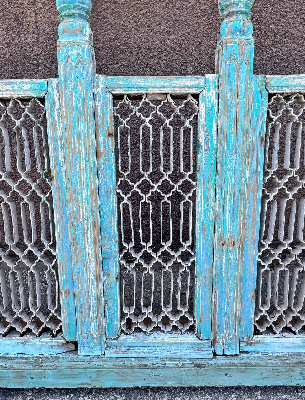 Old Rajasthan Balcony Railing Facade - Thumbnail 10
