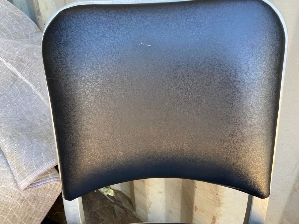 Pre Owned Emeco Navy Swivel Aluminum Desk Chair - Thumbnail 9