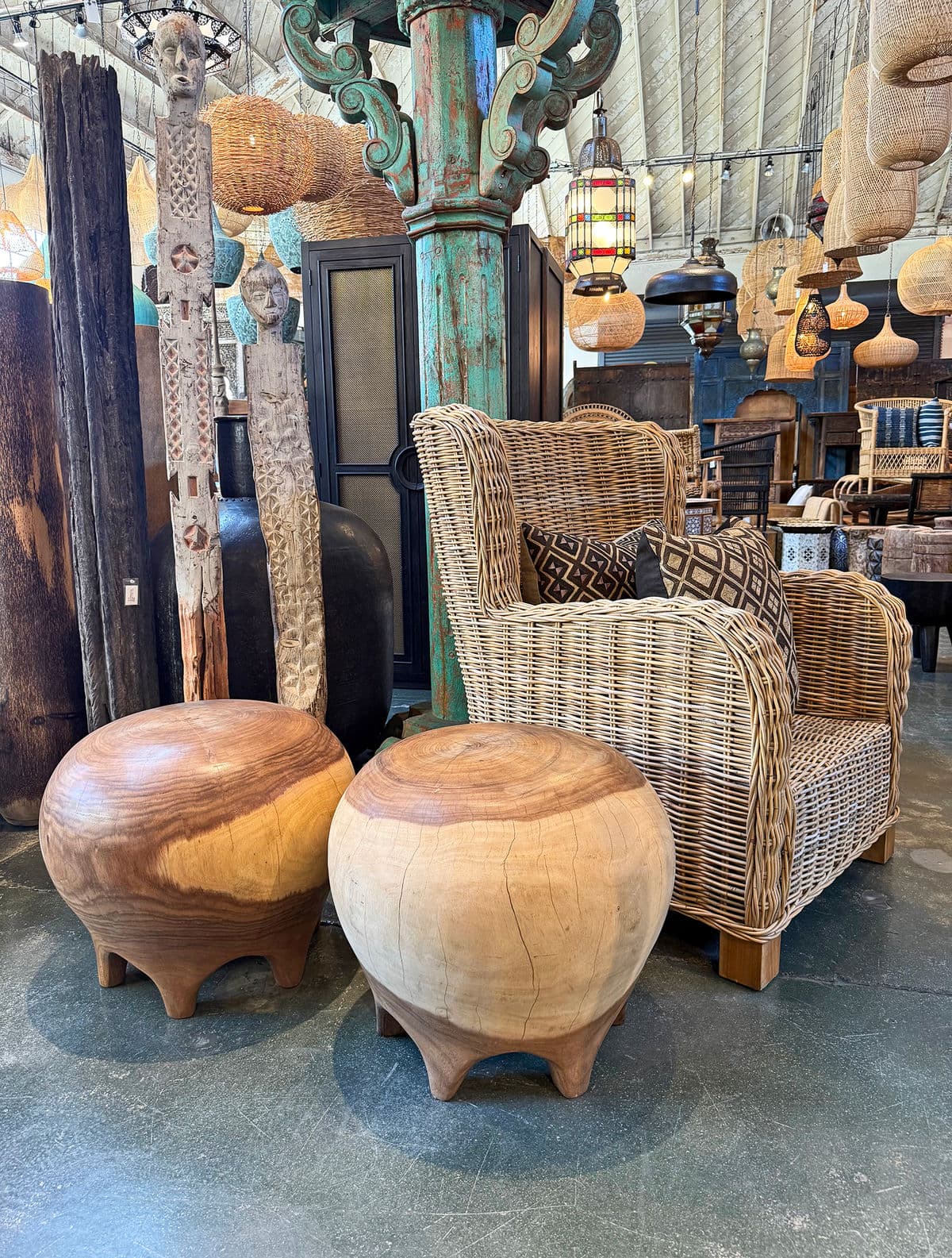 Two Tone Bulb Drop Stool Table - Thumbnail 10