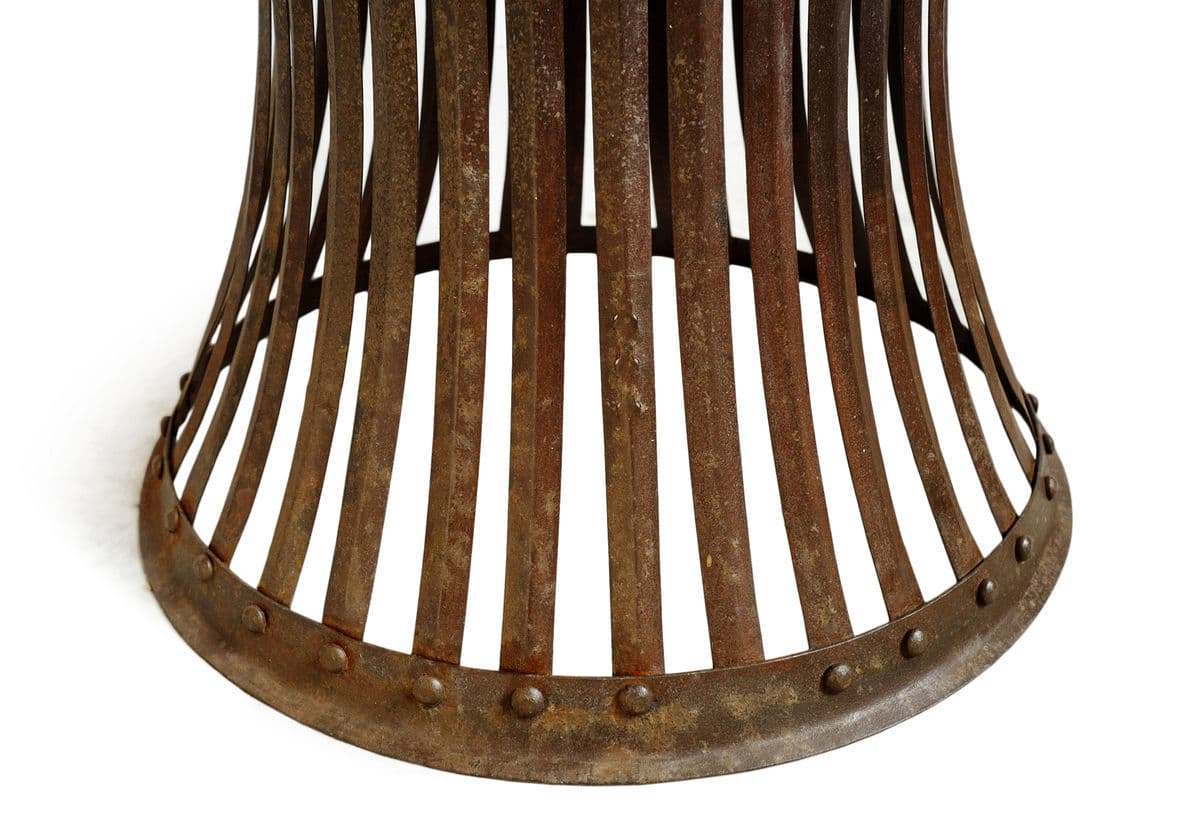 White Marble & Iron Rivet Band Side Table - Thumbnail 10