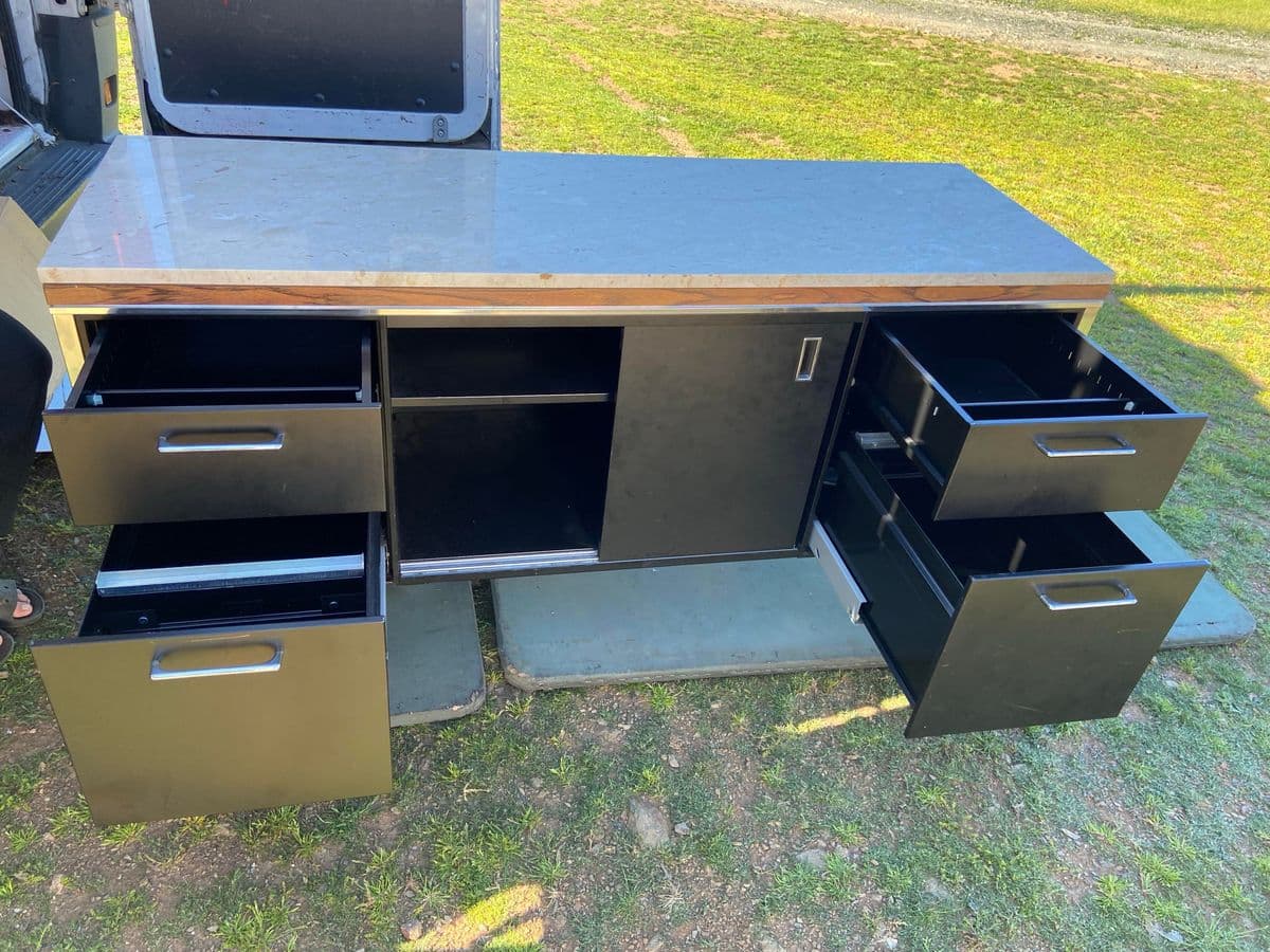 1980s Vintage Mid Century Modern Florence Knoll Style Metal Filing Cabinet - Thumbnail 9