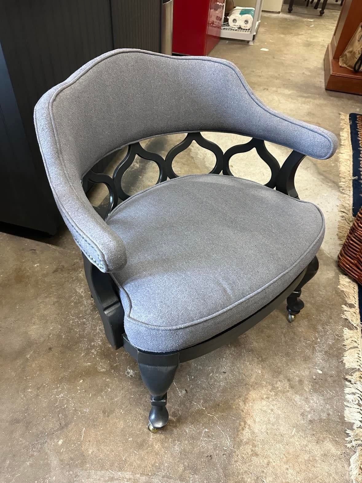 1960s Thomasville Hollywood Regency Tub Dining or Conference Room Chairs on Casters With New Upholstery - Set of 4 - Thumbnail 10