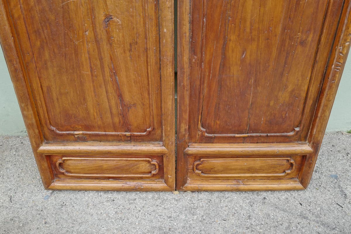 Antique Pair of Tall Elm Wood Screen Doors - Thumbnail 11