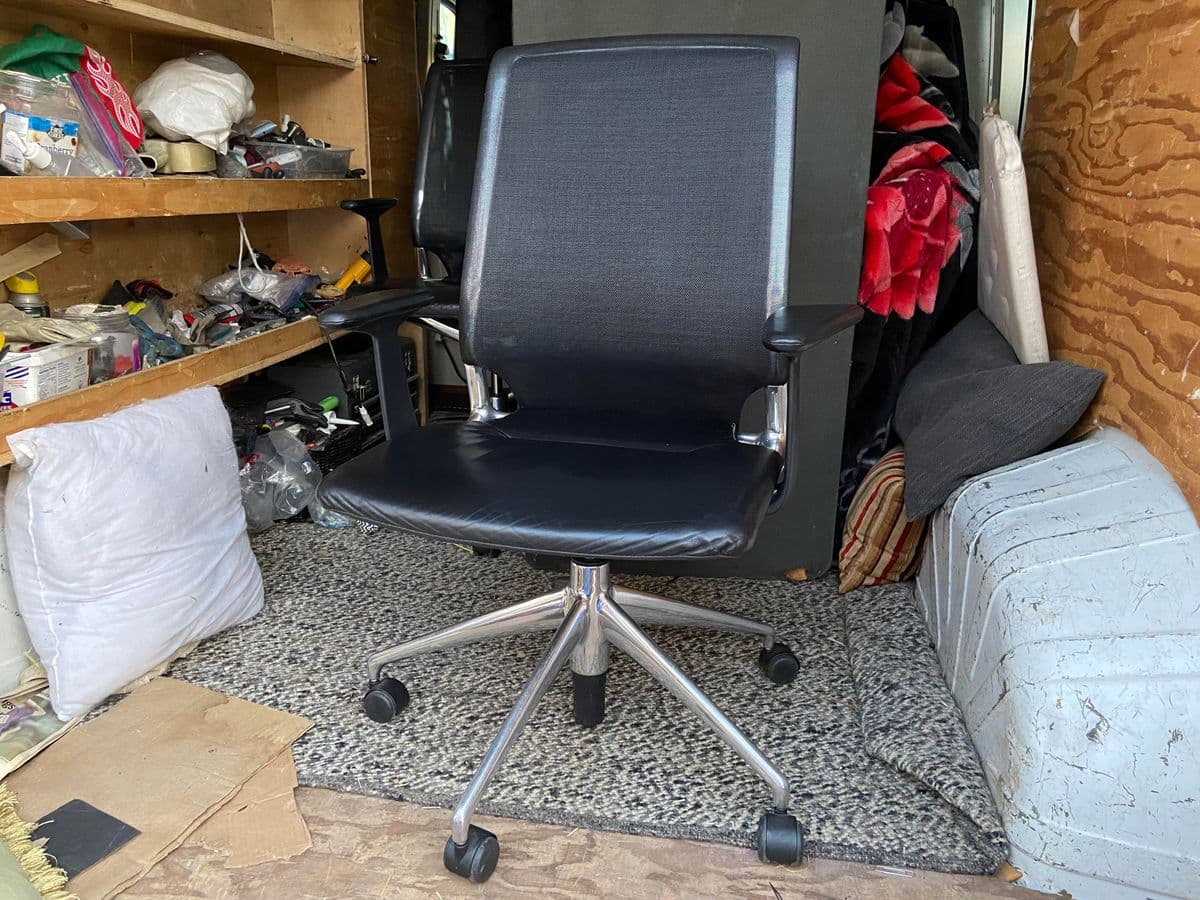 2000 Vitra Swivel Leather Chair Designed by Alberto Meda - Thumbnail 10