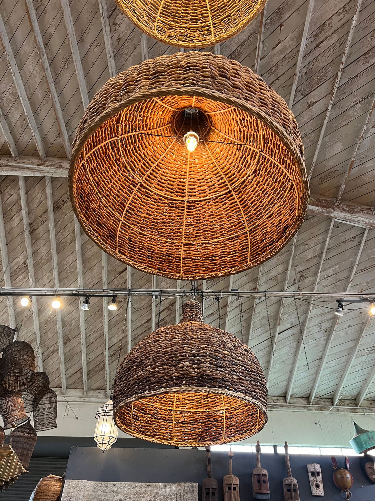 Banana Leaf Woven Pendant Light Large - Thumbnail 11