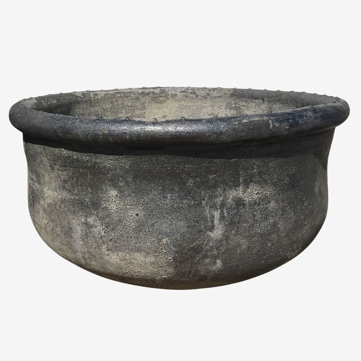 Kamun Black Earth Ware Pot - Image 1