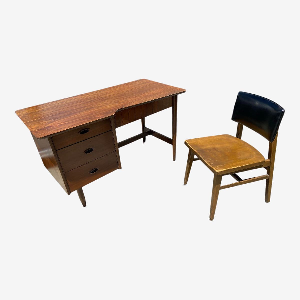 1970s Vintage Mid Century Modern Mainline by Hooker Desk Set and Chair - Image 1