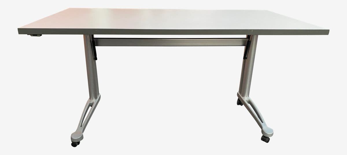 Knoll Propeller Writing Desk Designed by Emanuela Frattini - Image 1