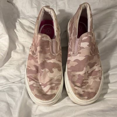 Old Navy 1994 Pink Beige Camouflage Canvas Slip-On Flat Arch Support Women's 3 - Image 1
