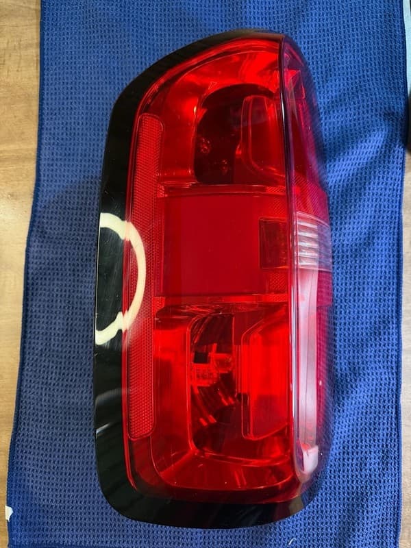 2015-2022 Chevrolet Colorado Driver Side Tail Light Assembly LH Replacement - Image 1