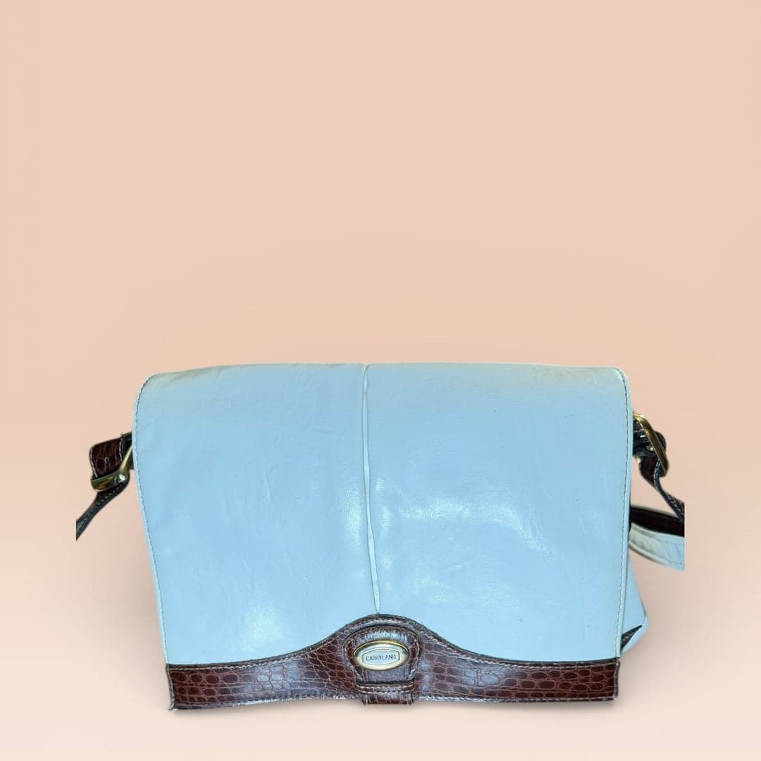 Vintage Carryland White Faux Leather Crossbody Bag with Brown Croc Trim