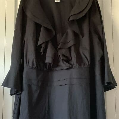 VTG. Jessica London Women's Black Ruffle Front Knee Length Dress Size 24 - Image 1