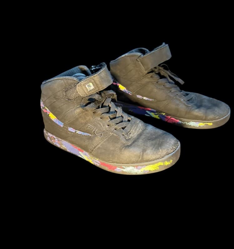 FILA Youth High Top Sneakers Black Paint Splatter Strap Size 6 EU 38 - Image 1