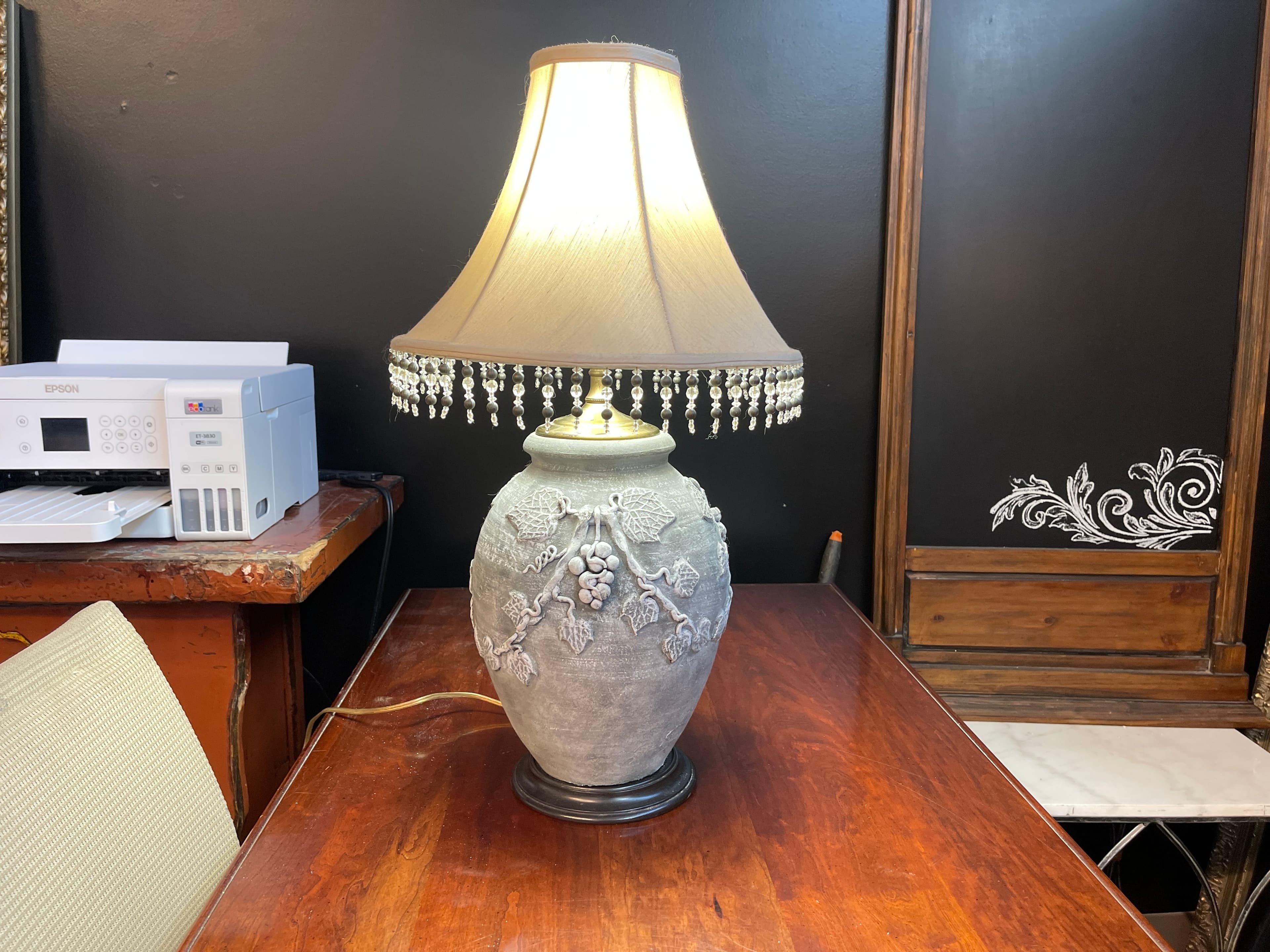 Vintage Grapevine Table Lamp