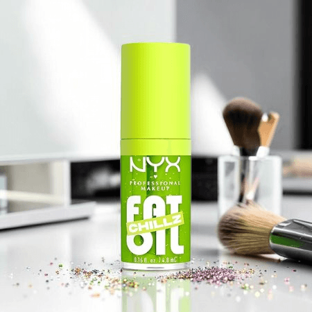 NYX PROFESSIONAL MAKEUP Fat Oil Chillz, Moisturizing, Shiny and Vegan Tinted Lip Gloss Kiwi Freeze 0.16 Oz - Image 1