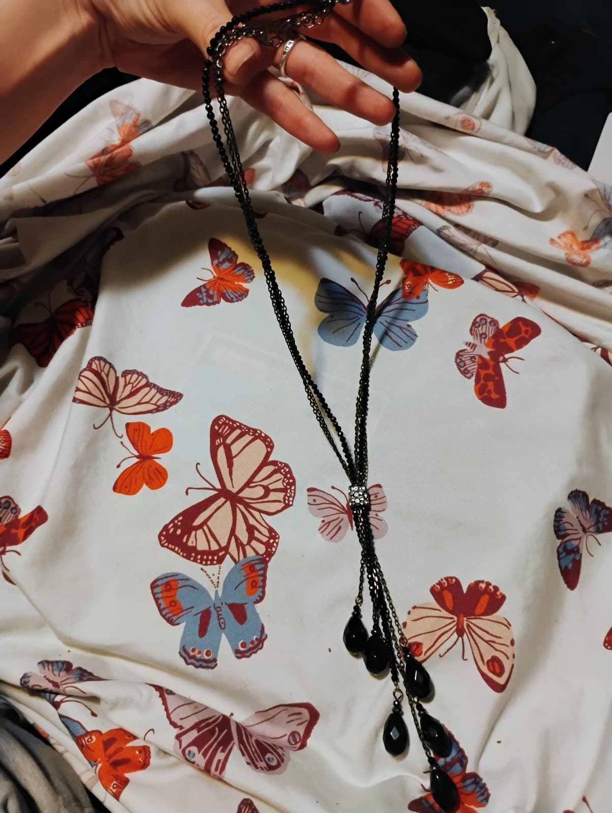 2 black onyx beaded Necklaces unsigned - Image 1