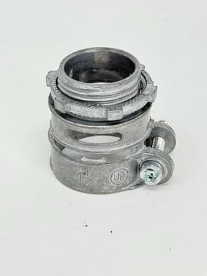 10-PACK Topaz 153 Connector Straight. Squeeze Type, 1 in. Zinc Die Cast - Image 1