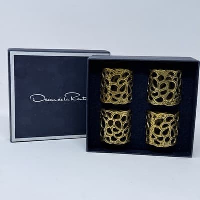 NEW in BOX Oscar de la Renta 4 PC Set Gardenia Flower Brass Napkin Rings Gold - Image 1