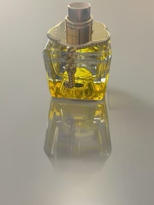 Juicy Couture OUI Play Women's Fragrance - Image 1