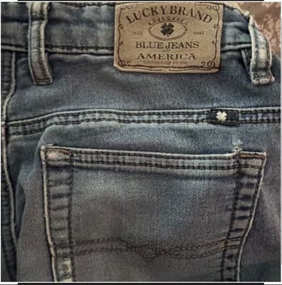 Lucky Brand Cooper Slim Women's Jeans in a medium blue wash - Image 1