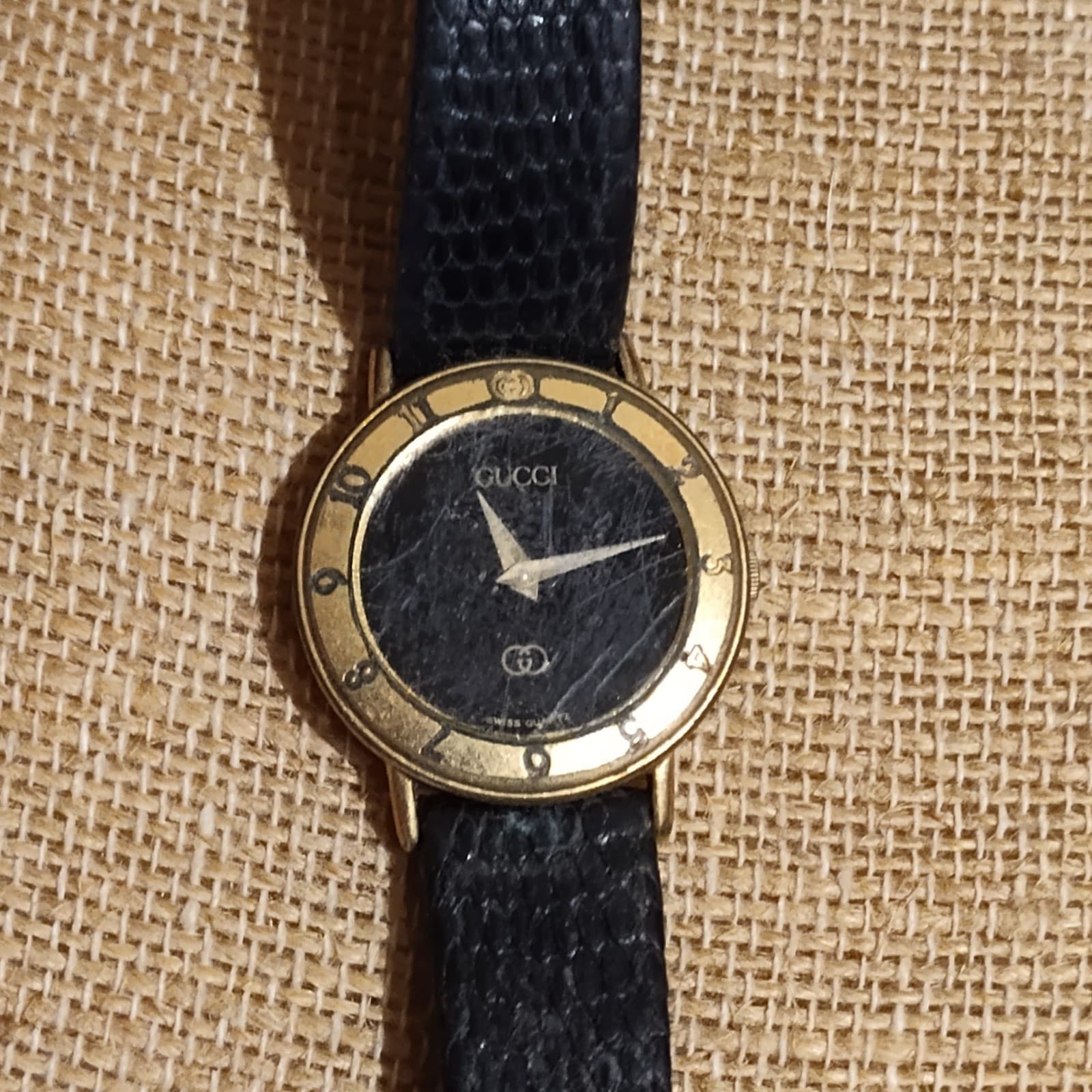 Vintage Gucci 3001L Gold Dial Quartz Women's Watch Swiss Made Lizard band - Image 1