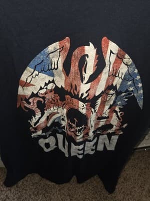 Queen Band T-Shirt Black Queen Crest Coat of Arms Graphic Music Tee Unisex 2XL - Image 1