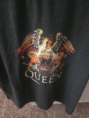 Queen Band Merch T-Shirt Gray Crest Logo Large (not vintage) LARGE - Image 1