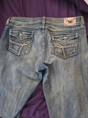 Ladies YMI Embroidered Faded Blue Jeans Size 13