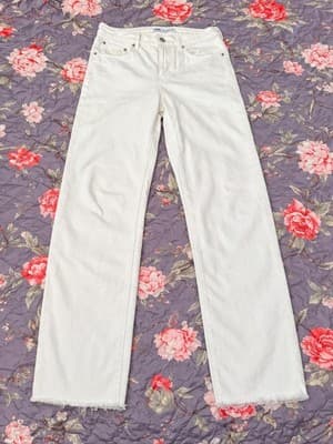 NWOT, Women’s LEVI Wedgie Straight White Stonewash Denim Jeans Size 30