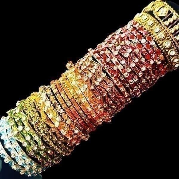 37x BULK LOT SILVER & GOLD TONE COLORFUL BANGLE BRACELETS Jewelry Red Green Blue - Image 1