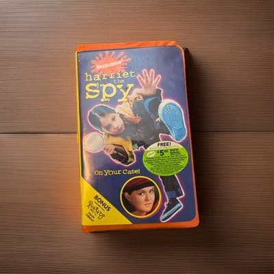 Harriet the Spy (VHS) - Image 1