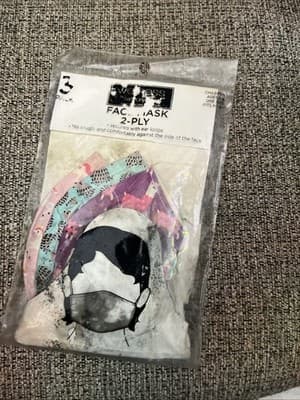 Wellness by Harmony & Sole Children Ages 5-8 Face Mask Girls 3 Pk - Image 1