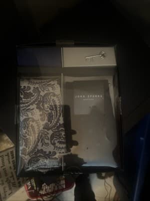 John Sparks Socks Tie And Hanky Box Set - Image 1