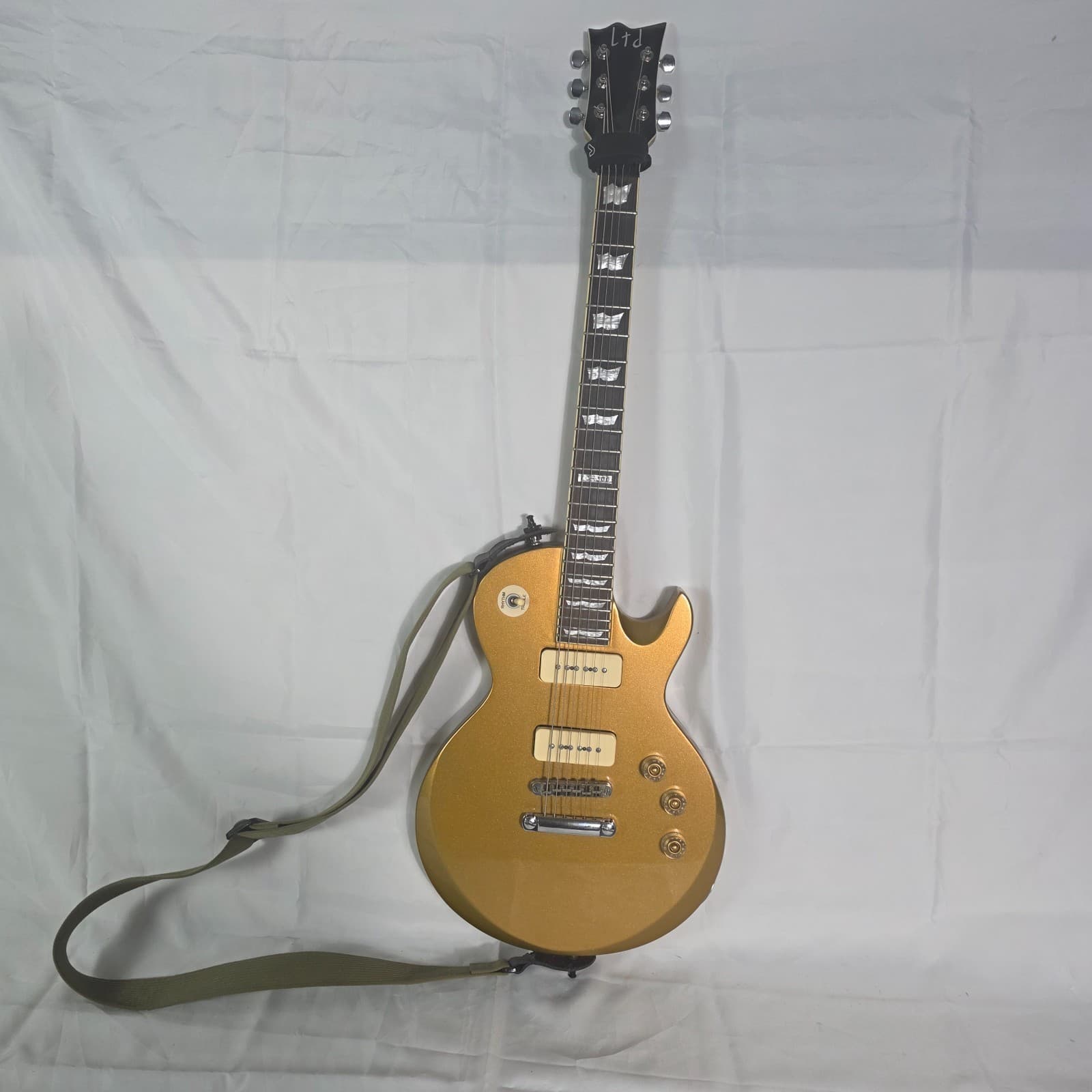 ESP LTD EC-256 Goldtop P90 Natural Singlecut Electric Guitar with Case/Strap - Image 1