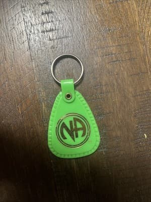 RARE NA Narcotics Anonymous Recovery Chip Token Keychain- Green Plastic 60 Days - Image 1