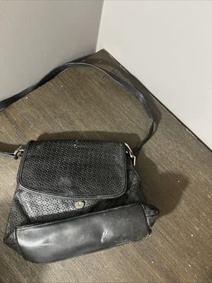 Laura Scot Black Shoulderbag - Image 1