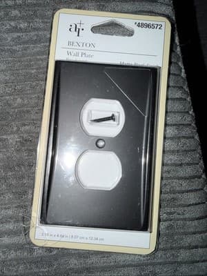 Allen + Roth Bexton Single Matte Black Finish 4896572 Outlet Cover - Image 1