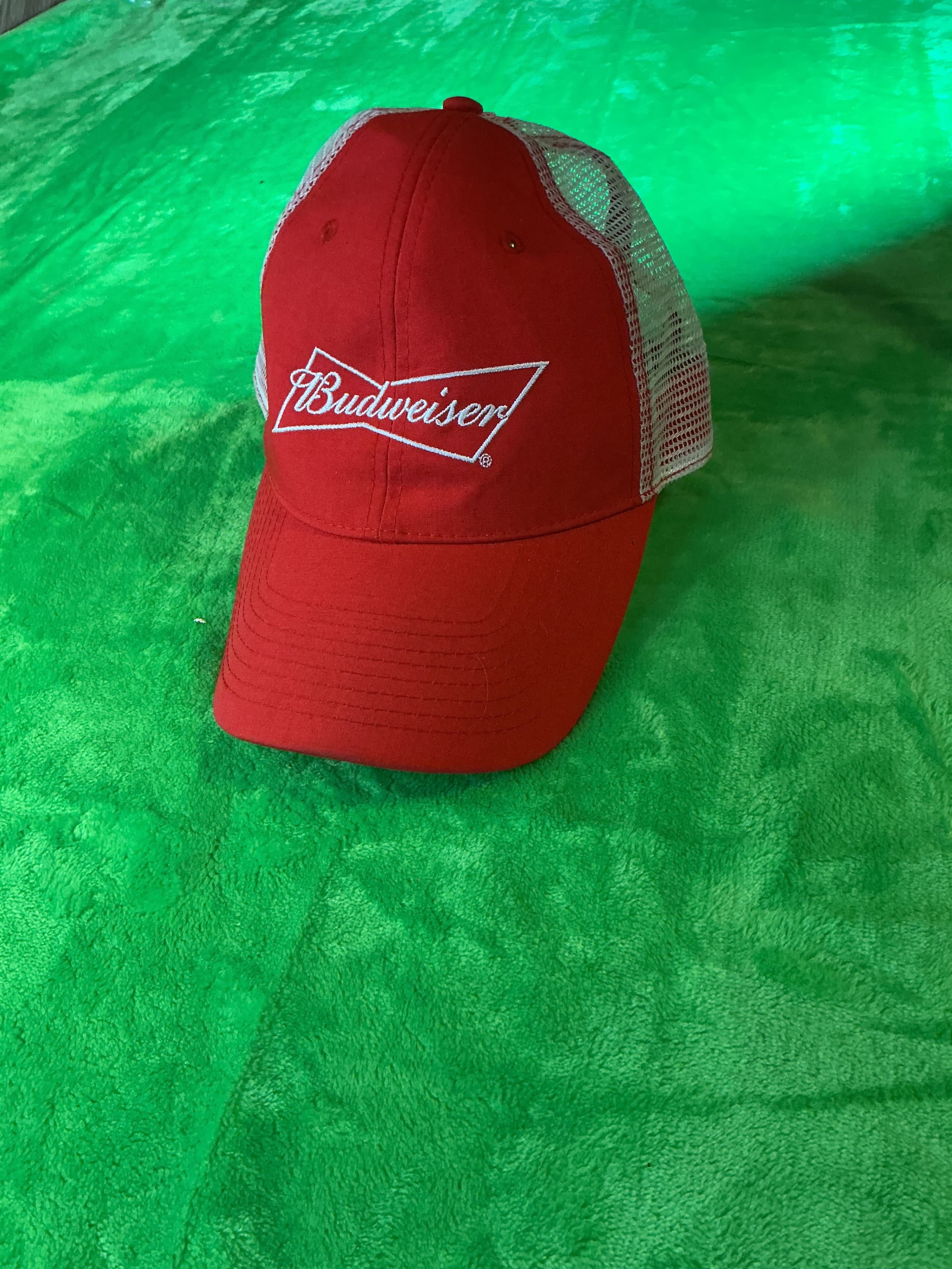 Budweiser Beer Red White Mesh Snapback Trucker Hat Cap Advertising NOS - Image 1