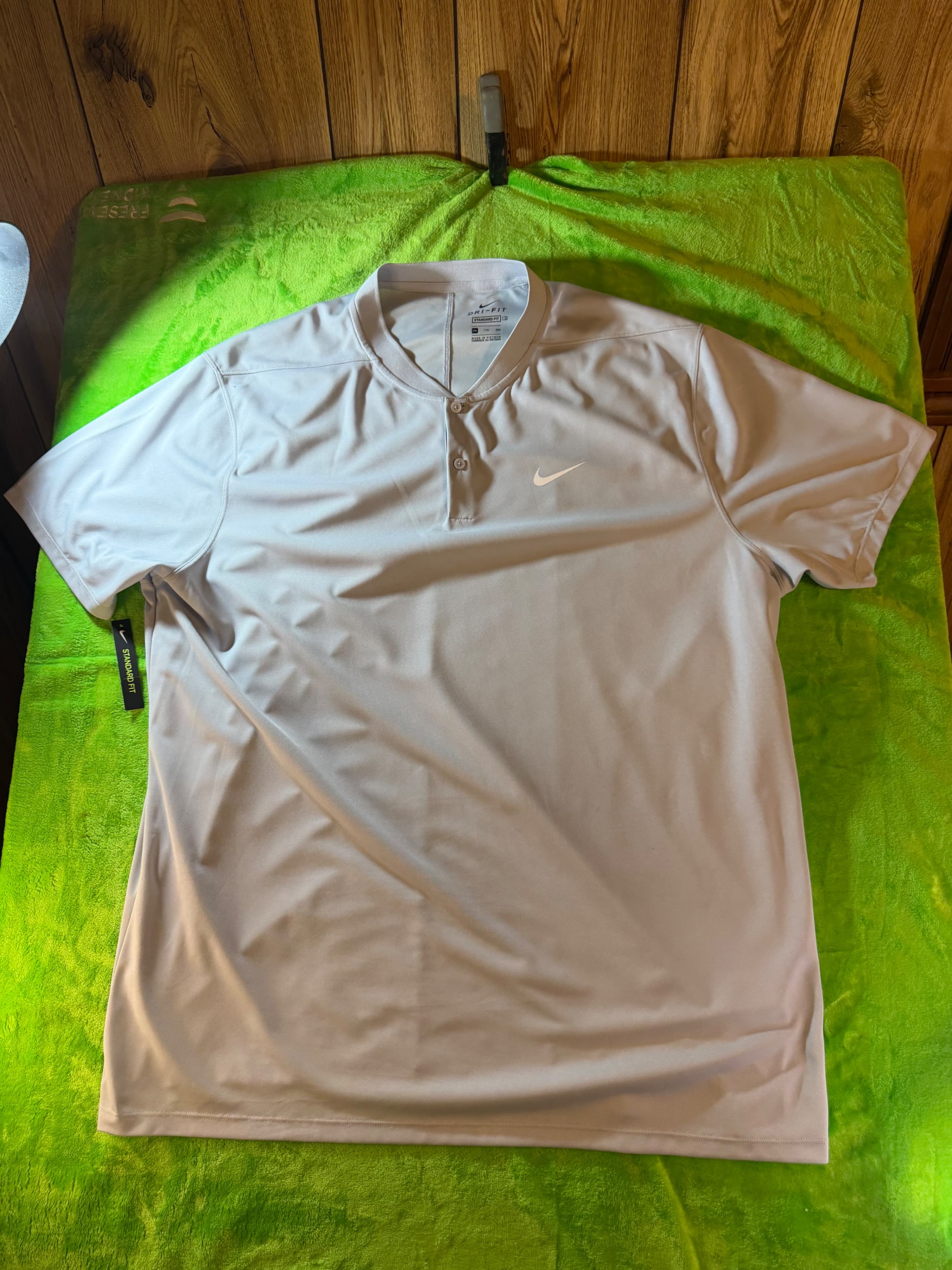 Nike Men's Golf Polo Shirt - Light Gray, Size Large - Image 1