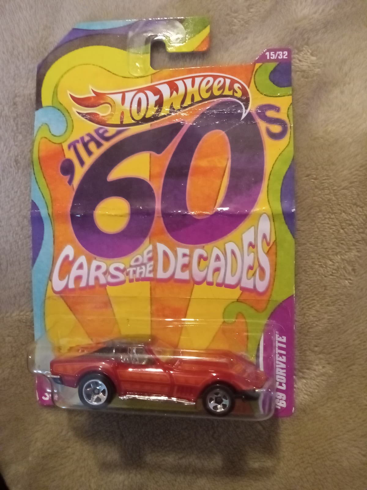 Hot Wheels 69 Corvette - Image 1
