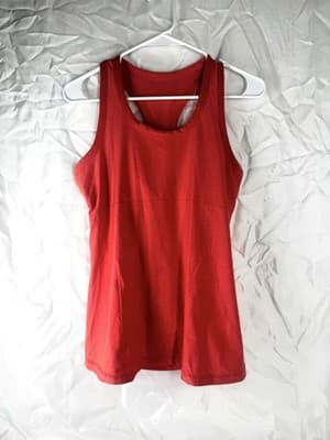 Be Maternity Athletic/Workout Tank Size Medium In Summery Coral Wi Built In Bra - Image 1