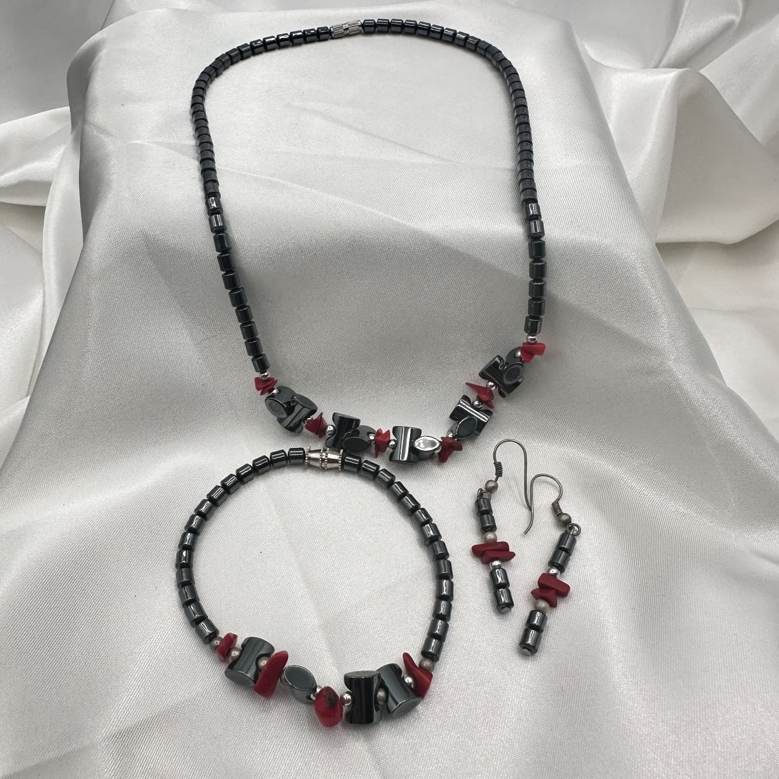 Vintage 90s Necklace Bracelet Earrings Set Hematite Red Chip Beads Boho Jewelry - Image 1