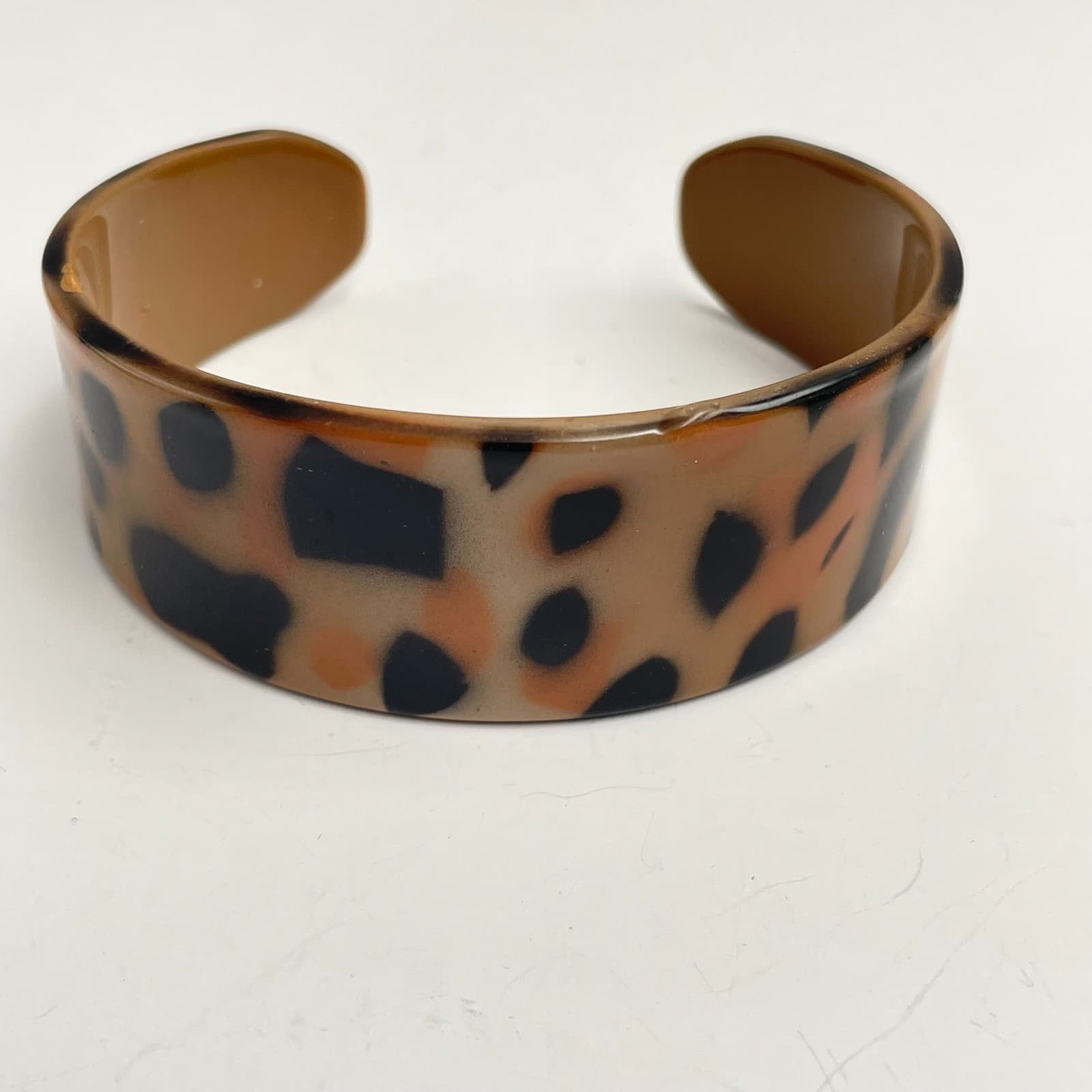 Vintage 80s Tortoise Acrylic Cuff Bracelet Brown Leopard Print Bangle Jewelry - Image 1
