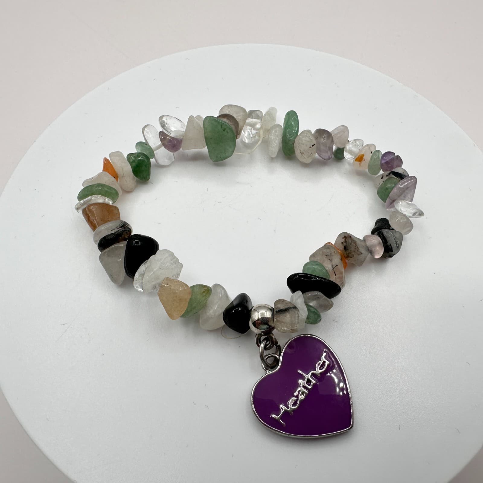 Vintage Y2K Chip Beaded Stretch Bracelet Purple Heart Charm Women's Jewelry - Image 1