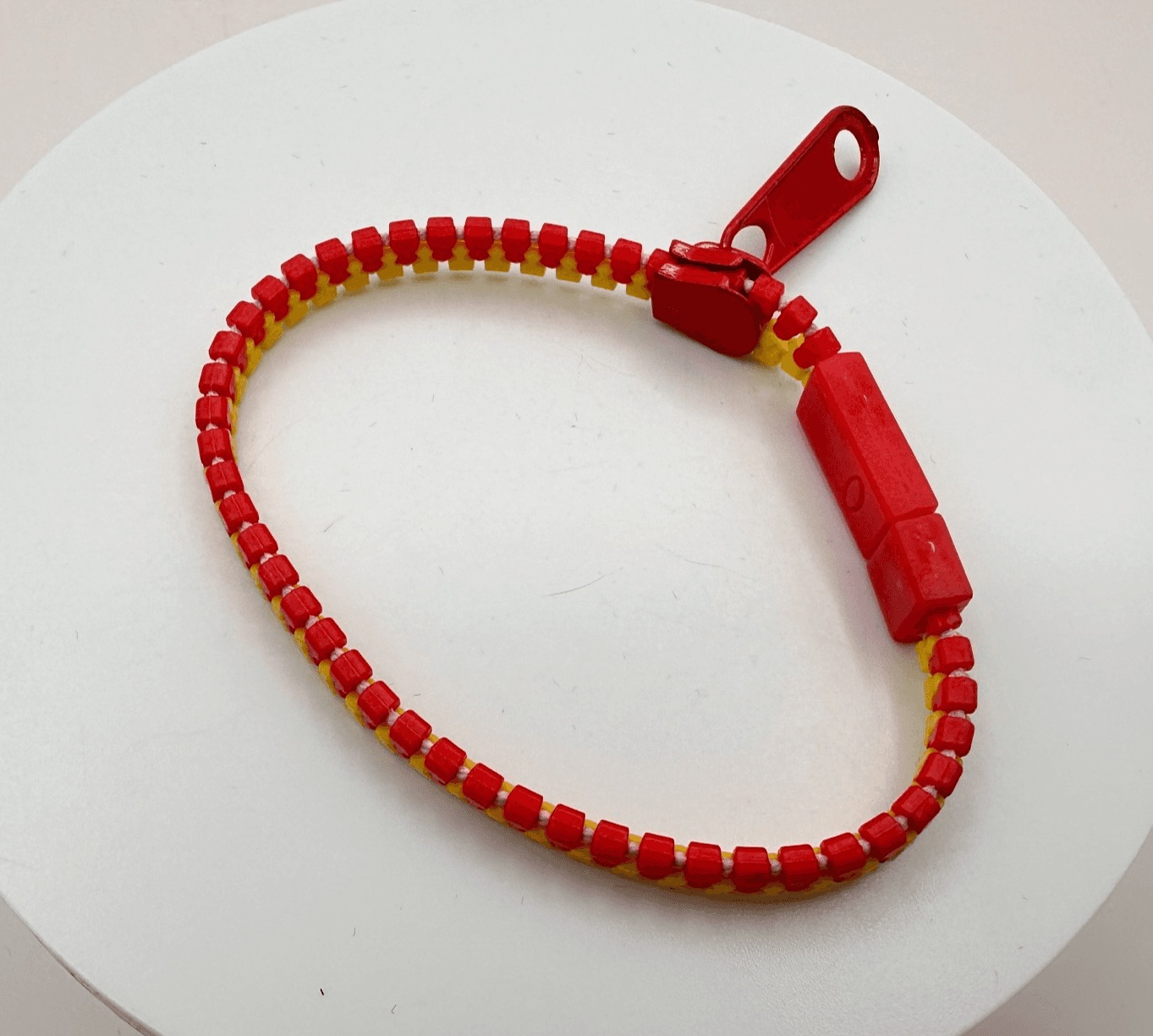 Vintage Y2K Red Yellow Zipper Fidget Bracelet Retro Plastic Classic Jewelry - Image 1