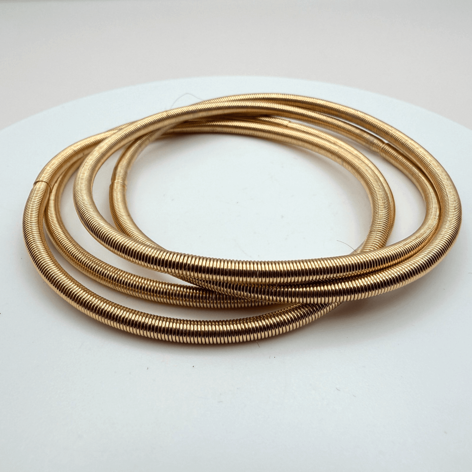 Vintage Y2K Gold Tone Flexible Stretch Bangle Set Women's Classic Jewelry - Image 1