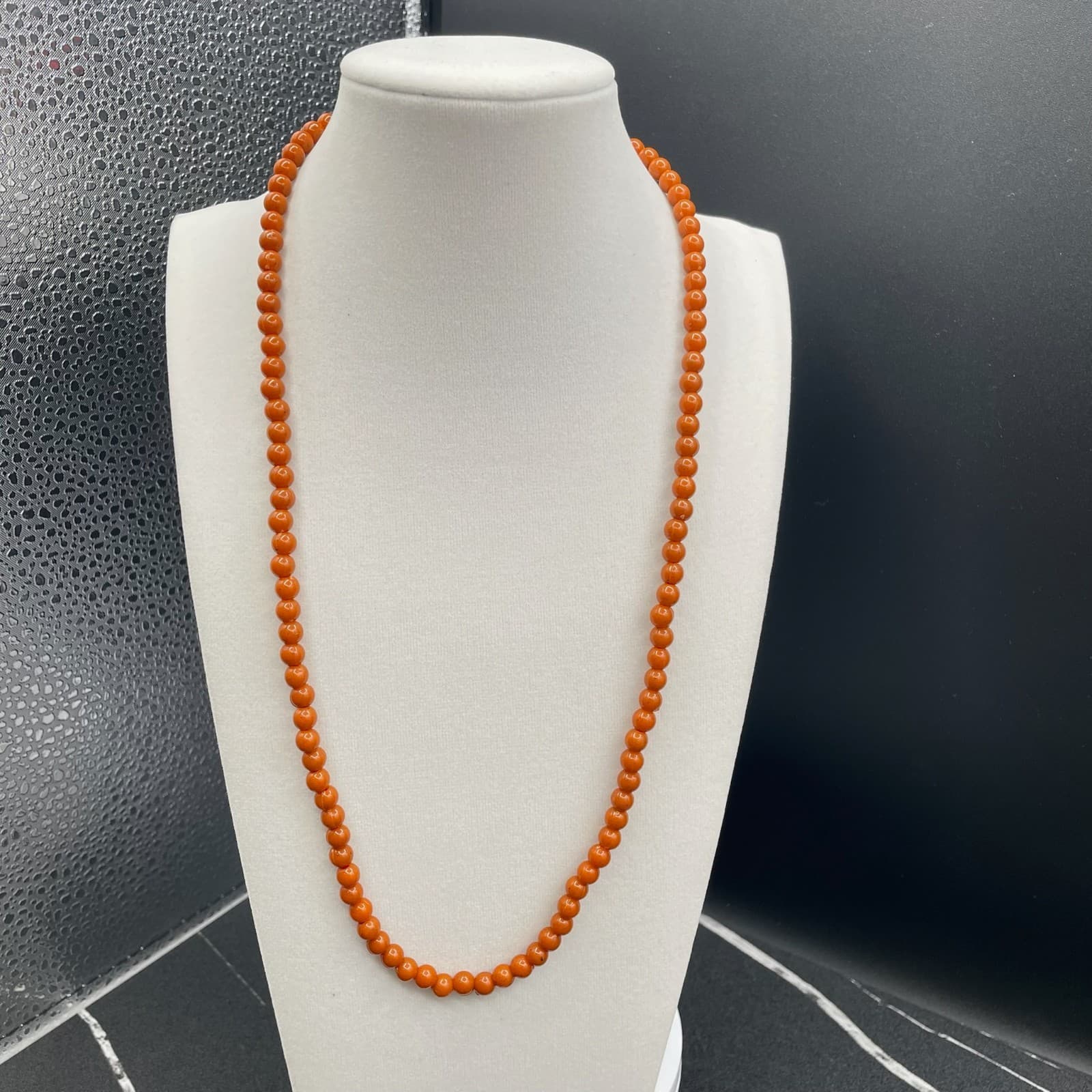 Vintage Chinese Traditional Momo Coral Plastic Classic Beaded Necklace - 11" - Image 1