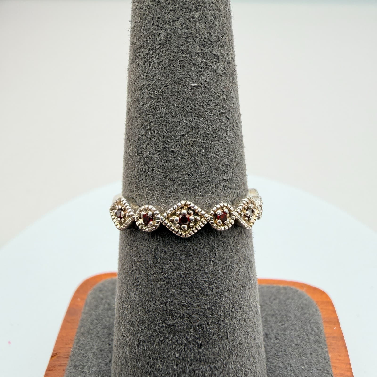 Vintage 90s Silver Tone Red Glass Ring Women's Classic Fashion Jewelry - Image 1