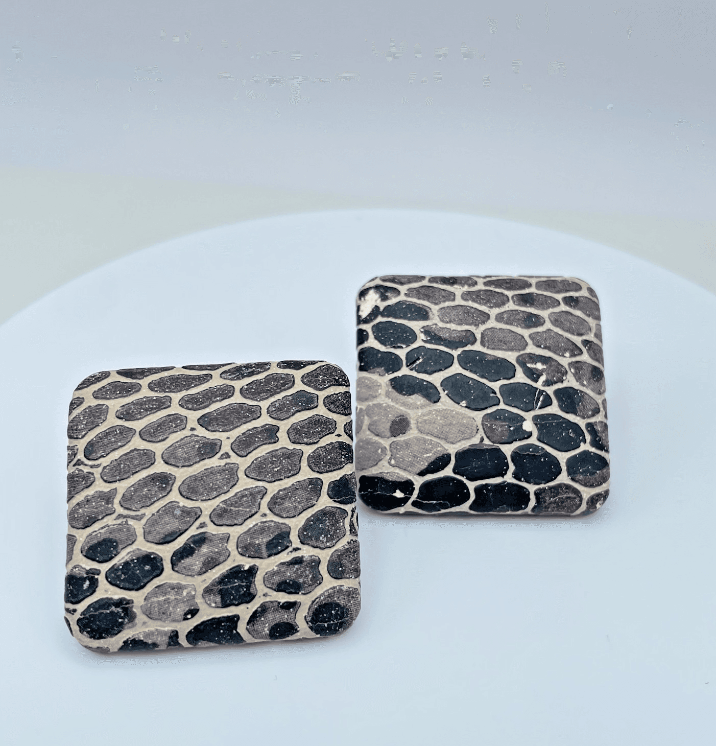 Vintage 80s Silver Tone Stud Earrings Square Snake Pattern Women's Jewelry - Image 1