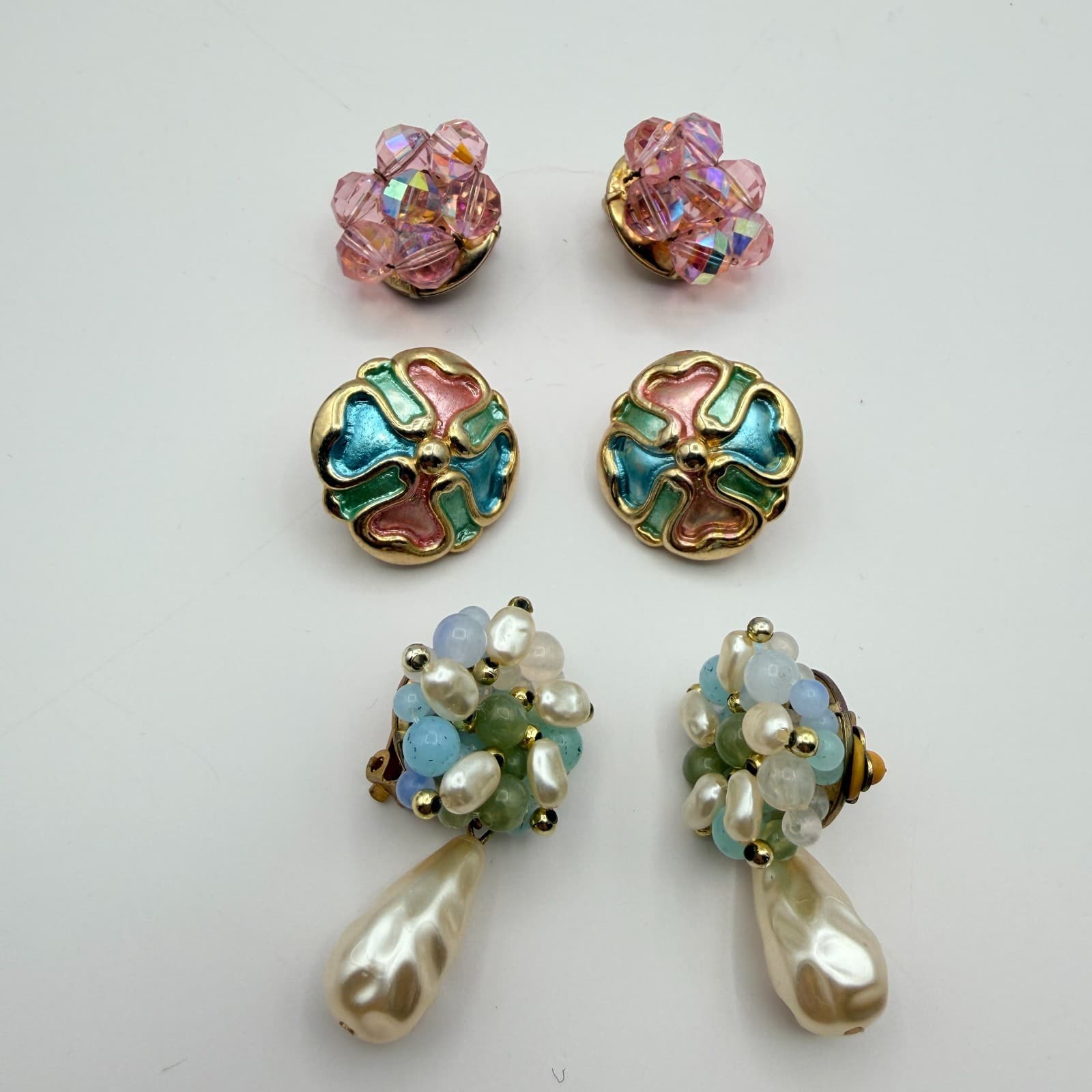 Vintage 90s Pink Glass Cluster Stud Earrings Set Faceted Beaded Women's Jewelry - Image 1